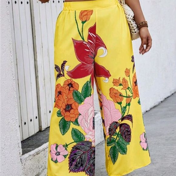 Floral Yellow Wide-Leg Pants - Picture 5 of 6